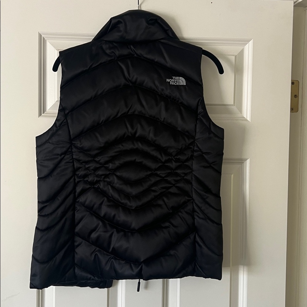 North Face vest - Picture 4 of 4